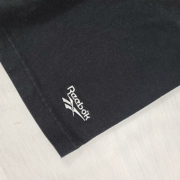 Reebok Women's Classic Vector Logo Legging Shorts - Picture 4 of 7